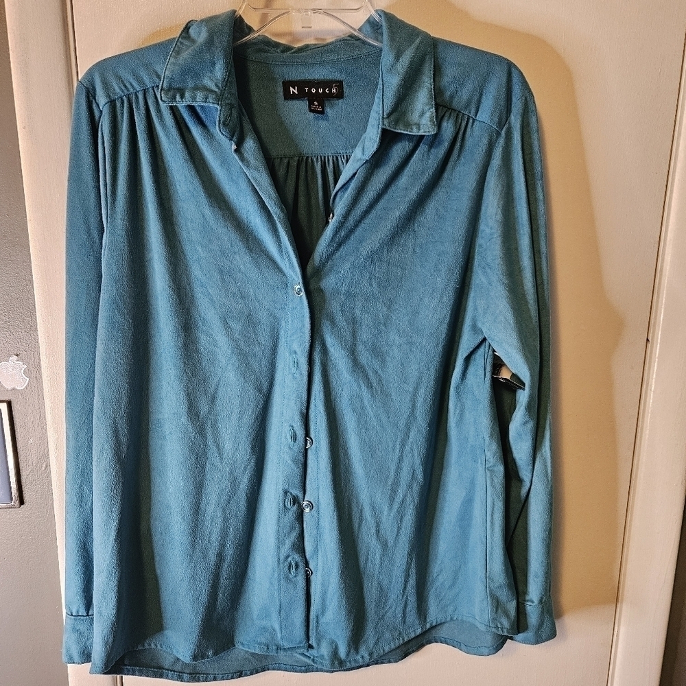 N Touch Women's Size Small Teal Button Down Top NWT